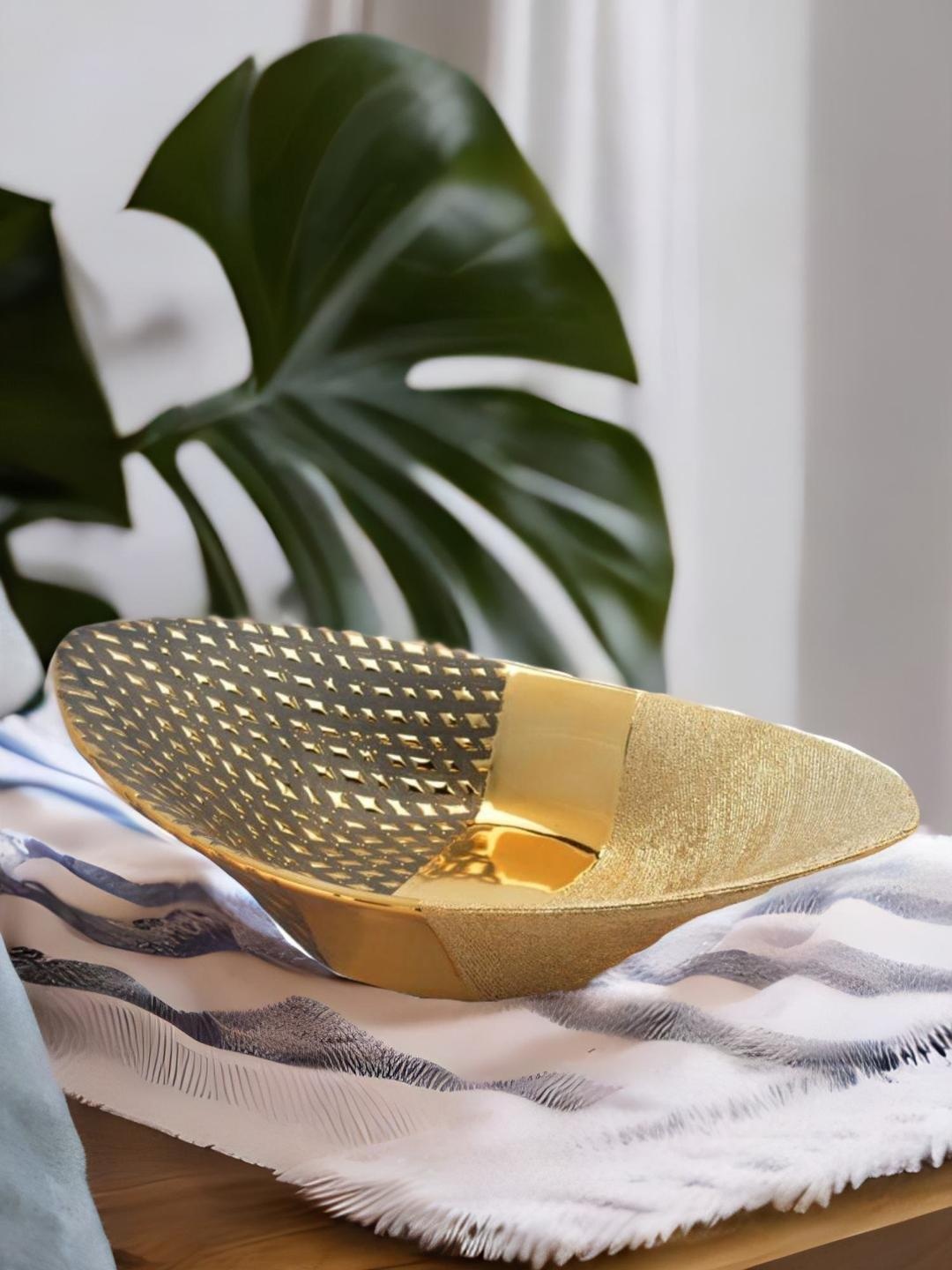 

Athome by Nilkamal Gold-Toned Leaf Platter Decorative Bowl