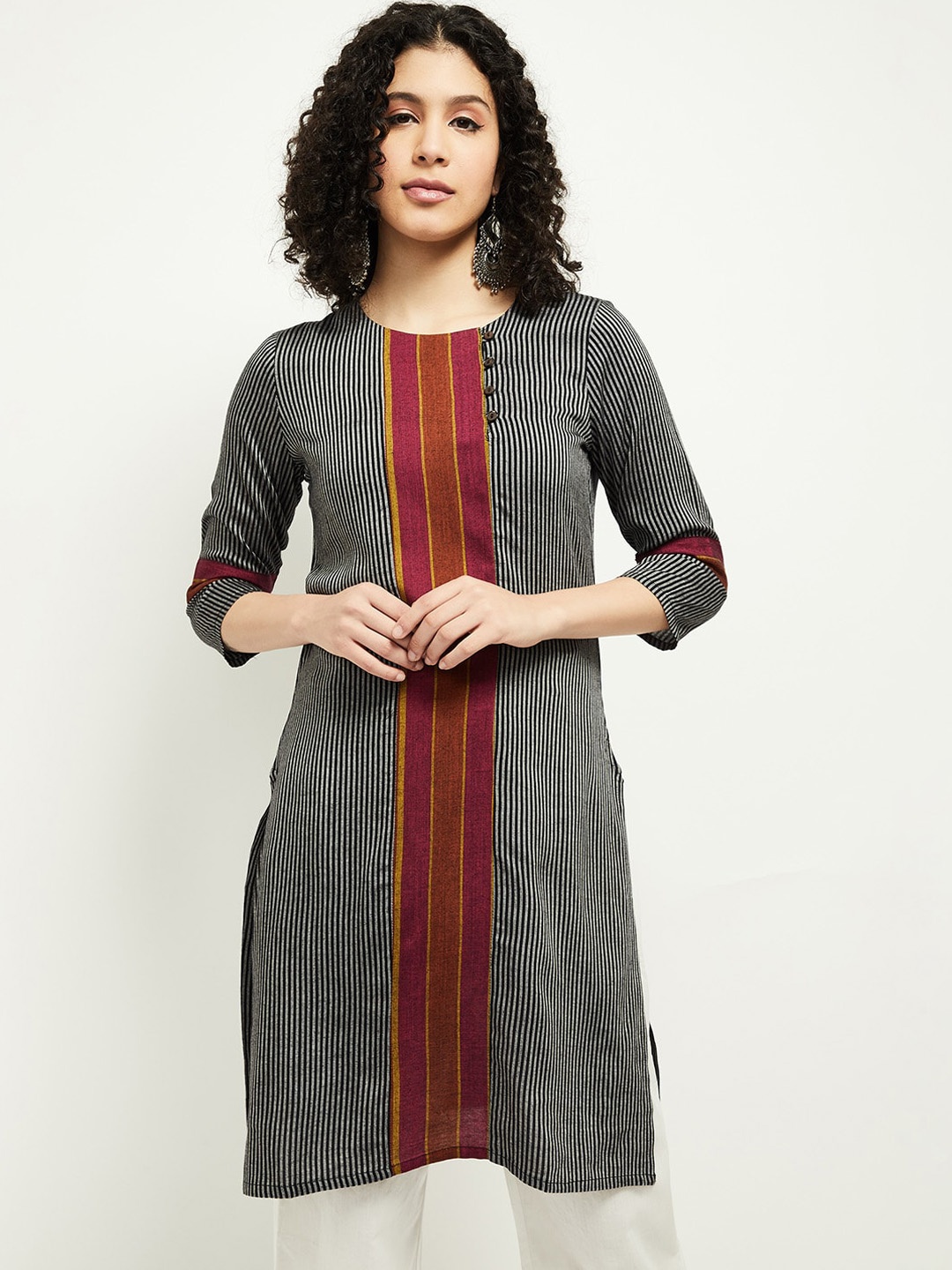 

max Women Grey Geometric Thread Work Kurta