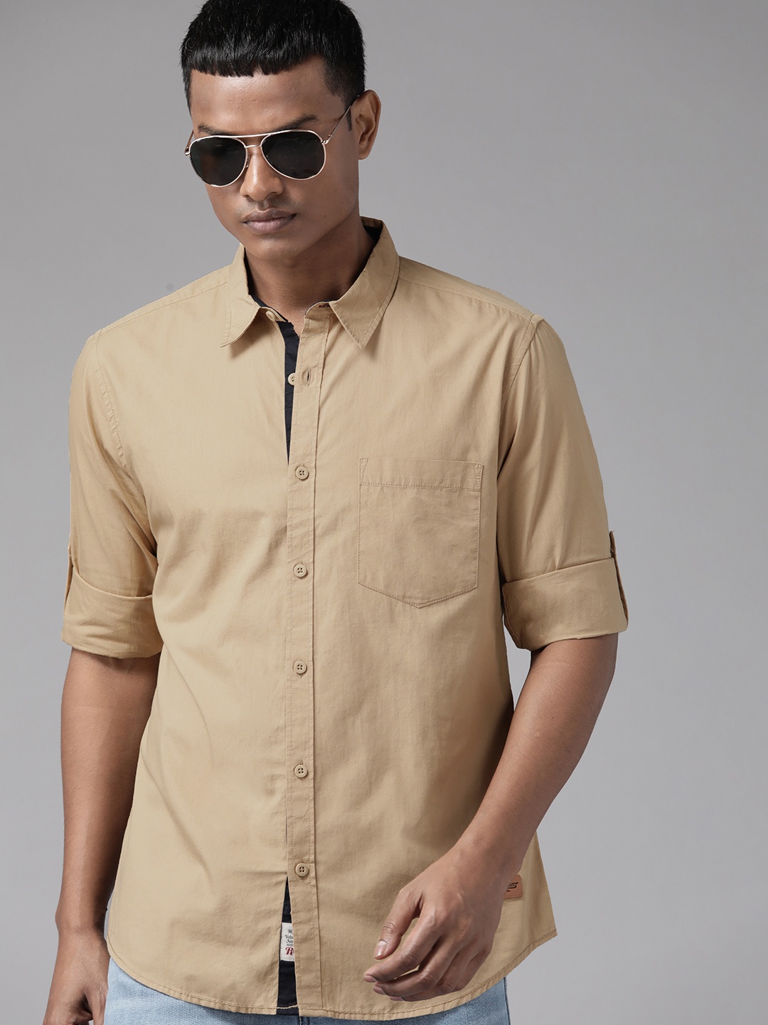 

The Roadster Lifestyle Co. Men Khaki Pure Cotton Solid Casual Shirt
