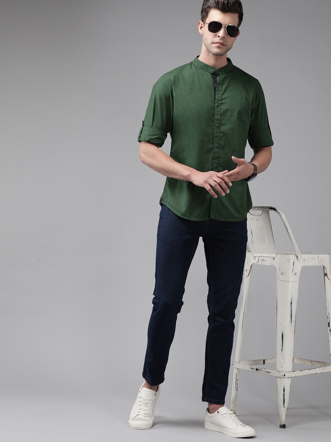 

Roadster Men Pure Cotton Solid Casual Shirt, Green