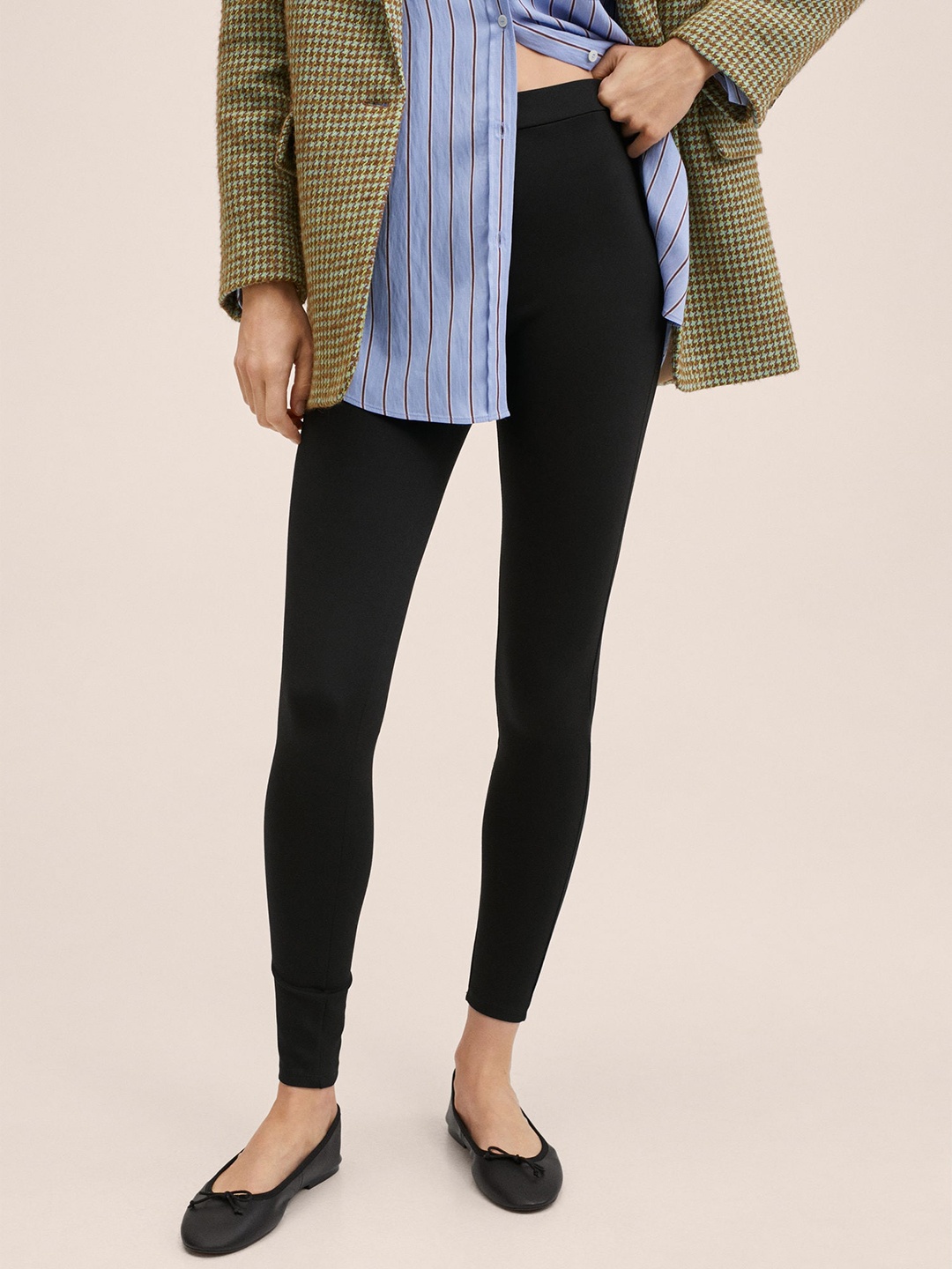 

MANGO Women Black Solid Leggings