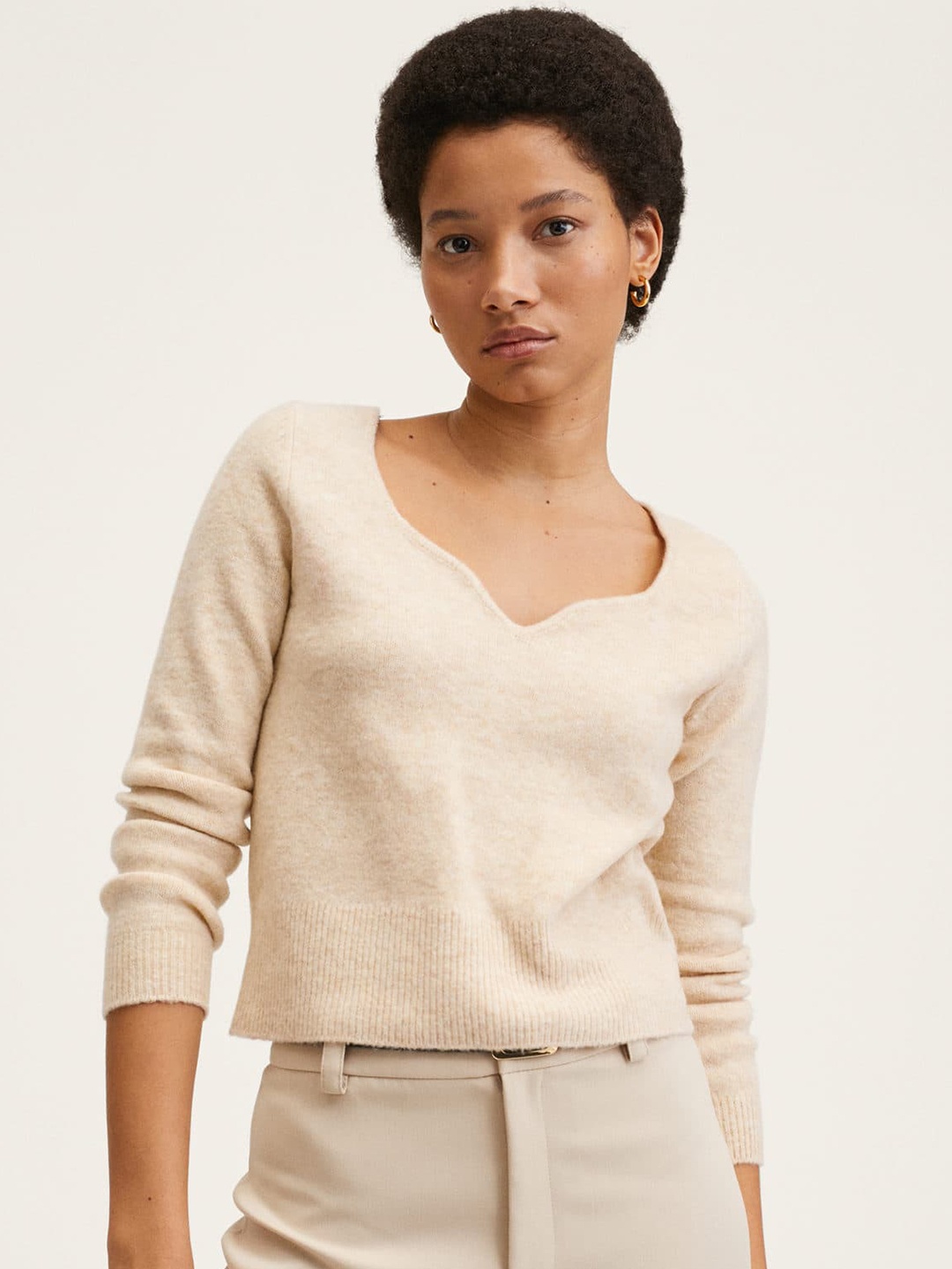 

MANGO Women Cream-Coloured Notched Round Neck Pullover