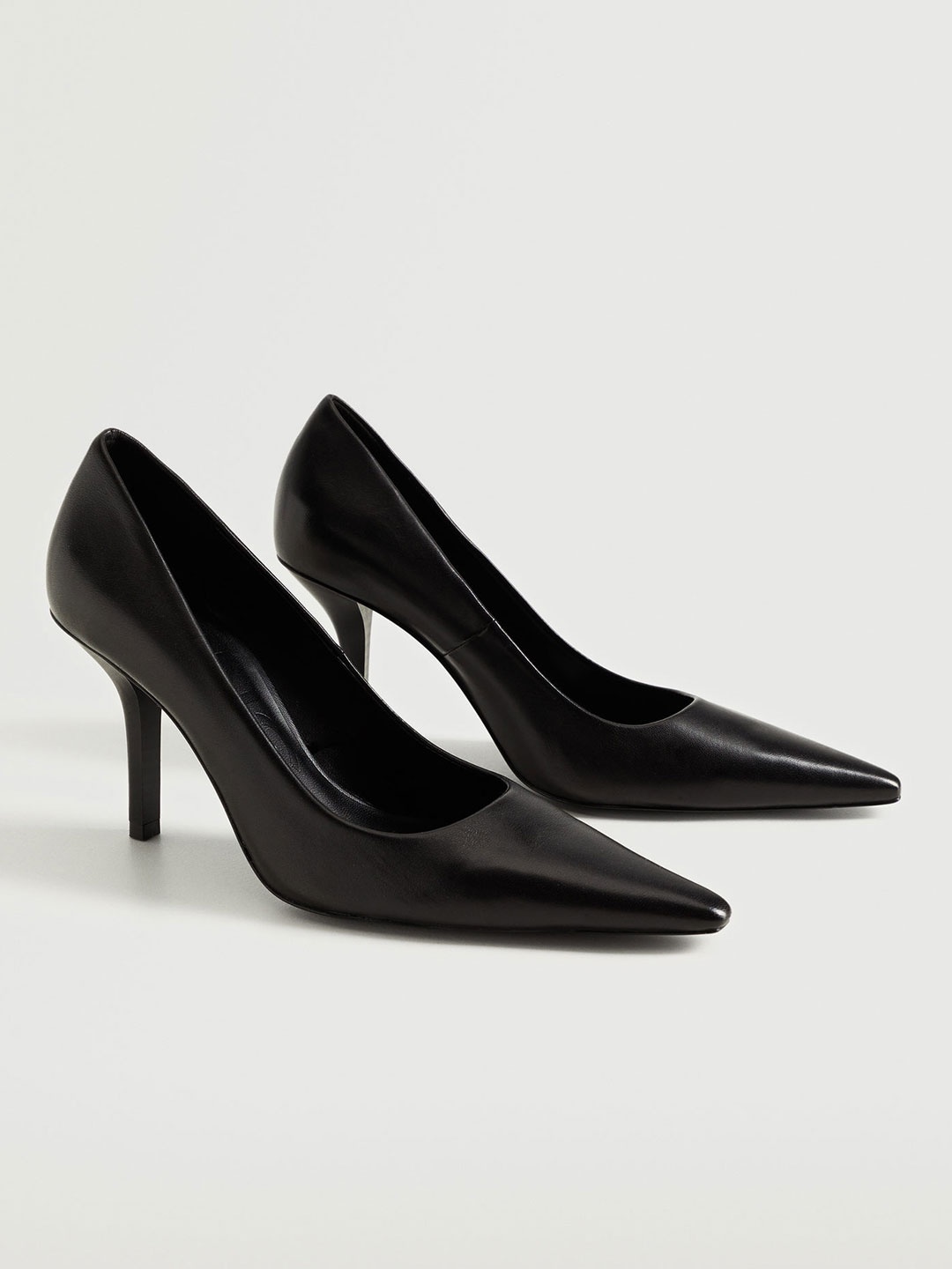 

MANGO Black Solid Leather Pumps