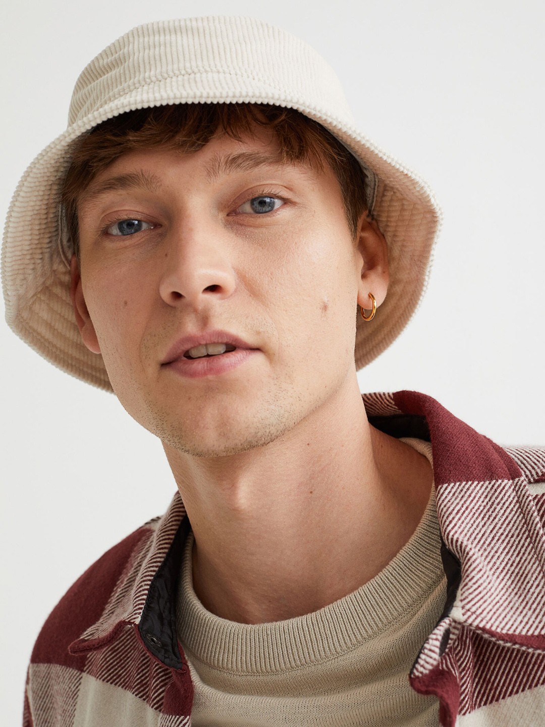 

H&M Men Beige Solid Corduroy Bucket Hat