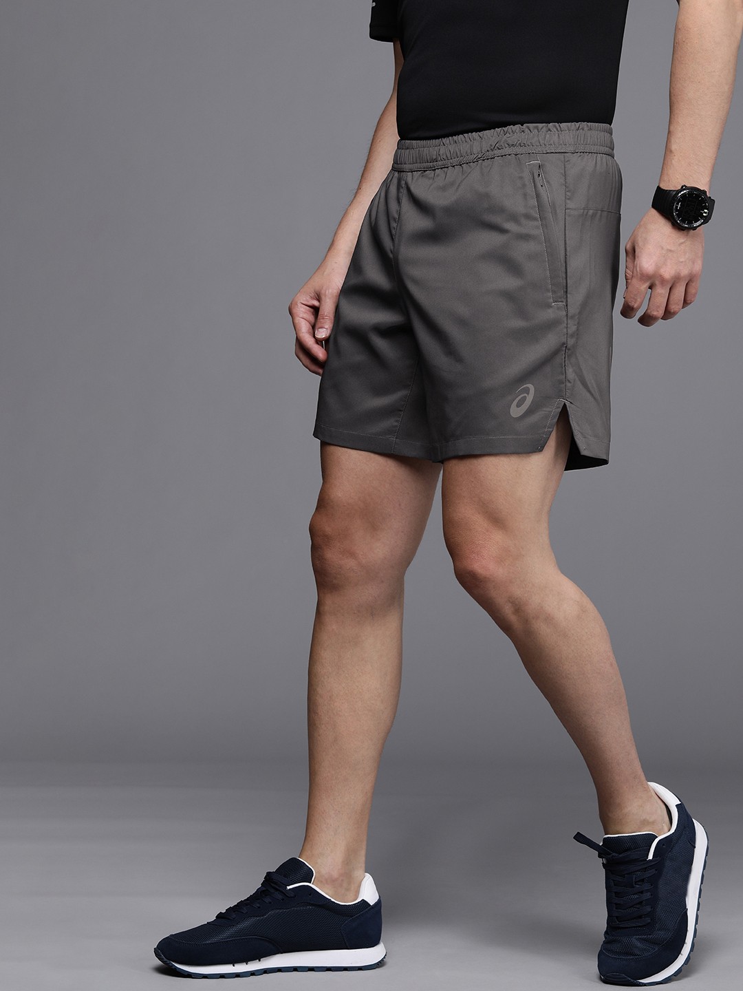 

ASICS Men Grey Running Shorts