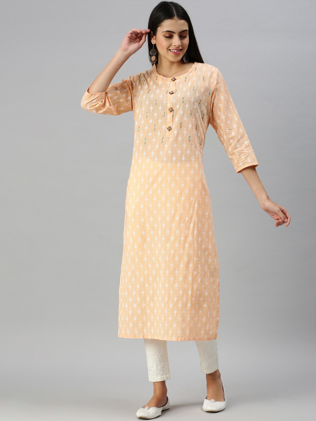 

SHOWOFF Women Peach-Coloured Floral Printed Kurta