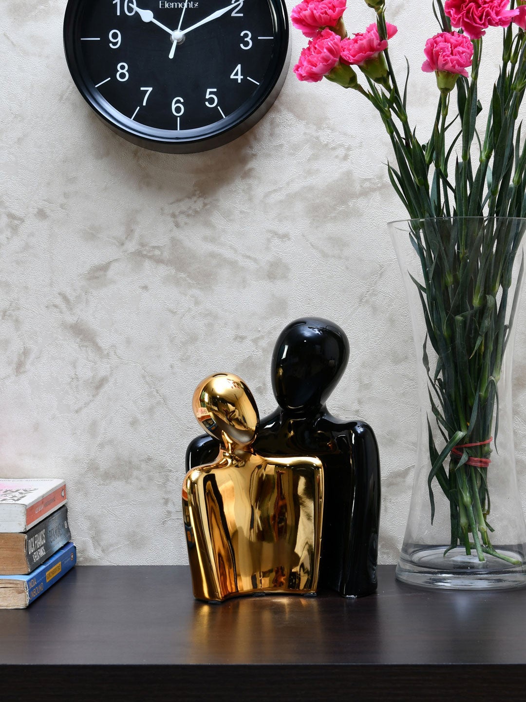 

Athome by Nilkamal Gold-Toned & Black Bust Couple Showpiece