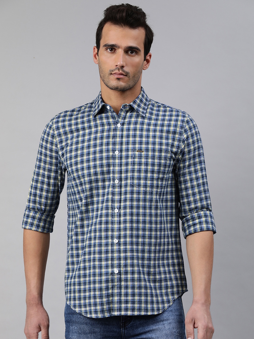 

abof Men Blue & Green Slim Fit Checked Casual Shirt