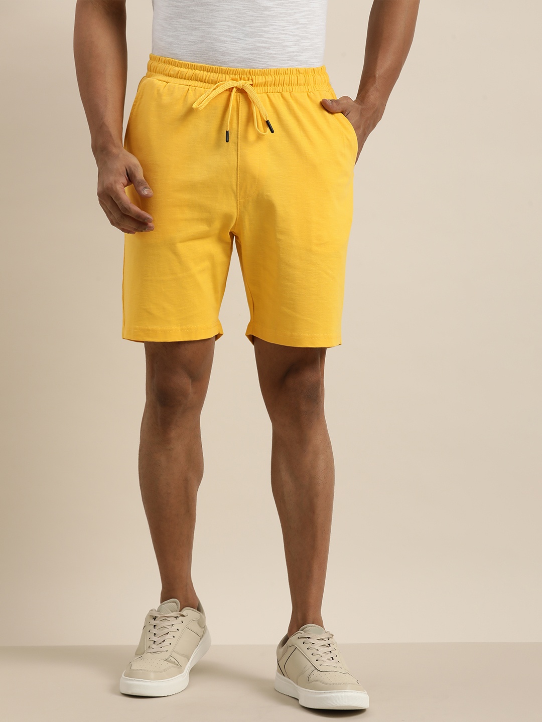 

ether Men Mustard Yellow Solid Pure Cotton Shorts