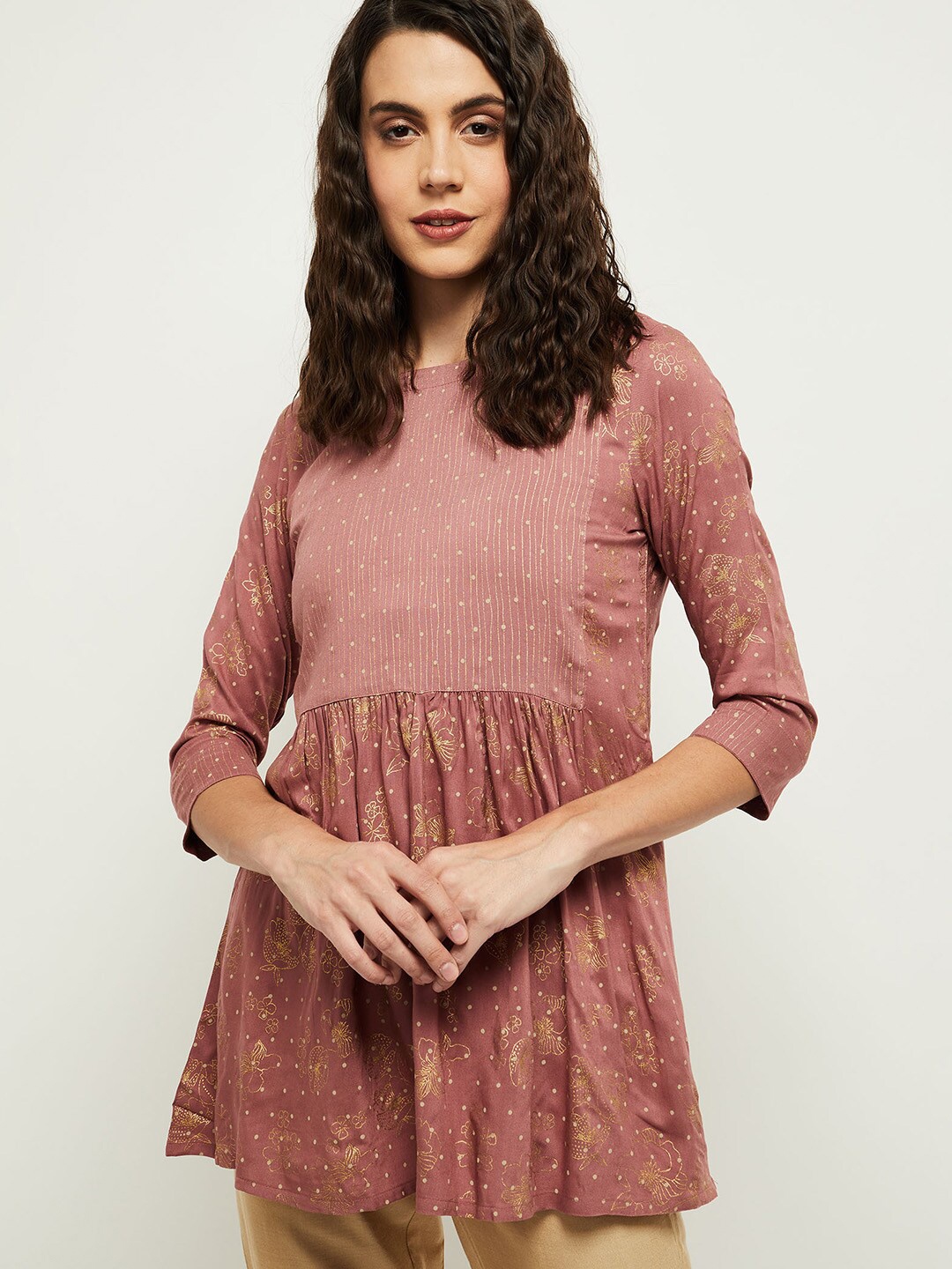 

max Pink & Gold-Toned Viscose Rayon Printed Tunic