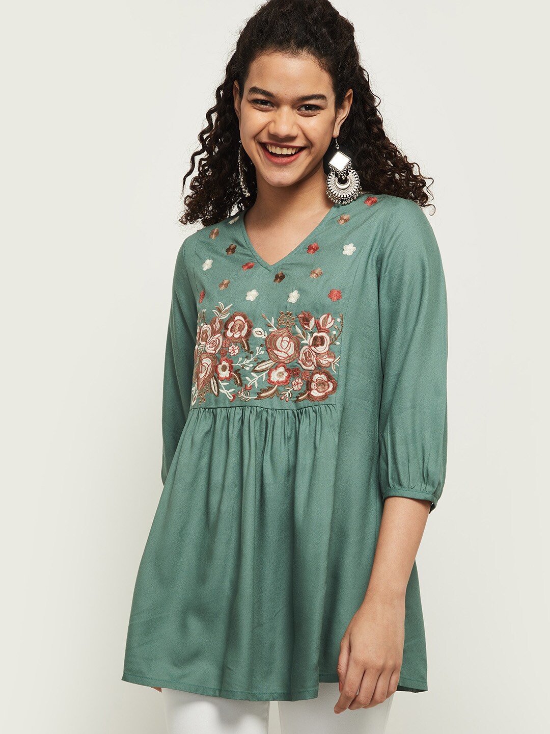 

max Women Green & Brown Viscose Rayon Embroidered Tunic