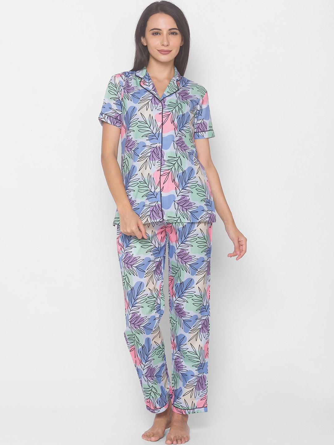 

FashionRack Women Blue & Green Tropical Printed Pure Cotton Night Suits