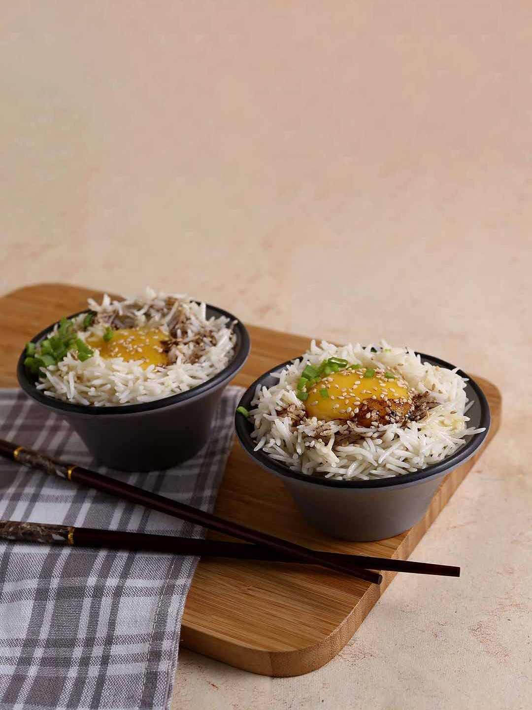 

Wonderchef Teramo Stoneware Japanese Grey Set Of 2 Stoneware Matte Bowls