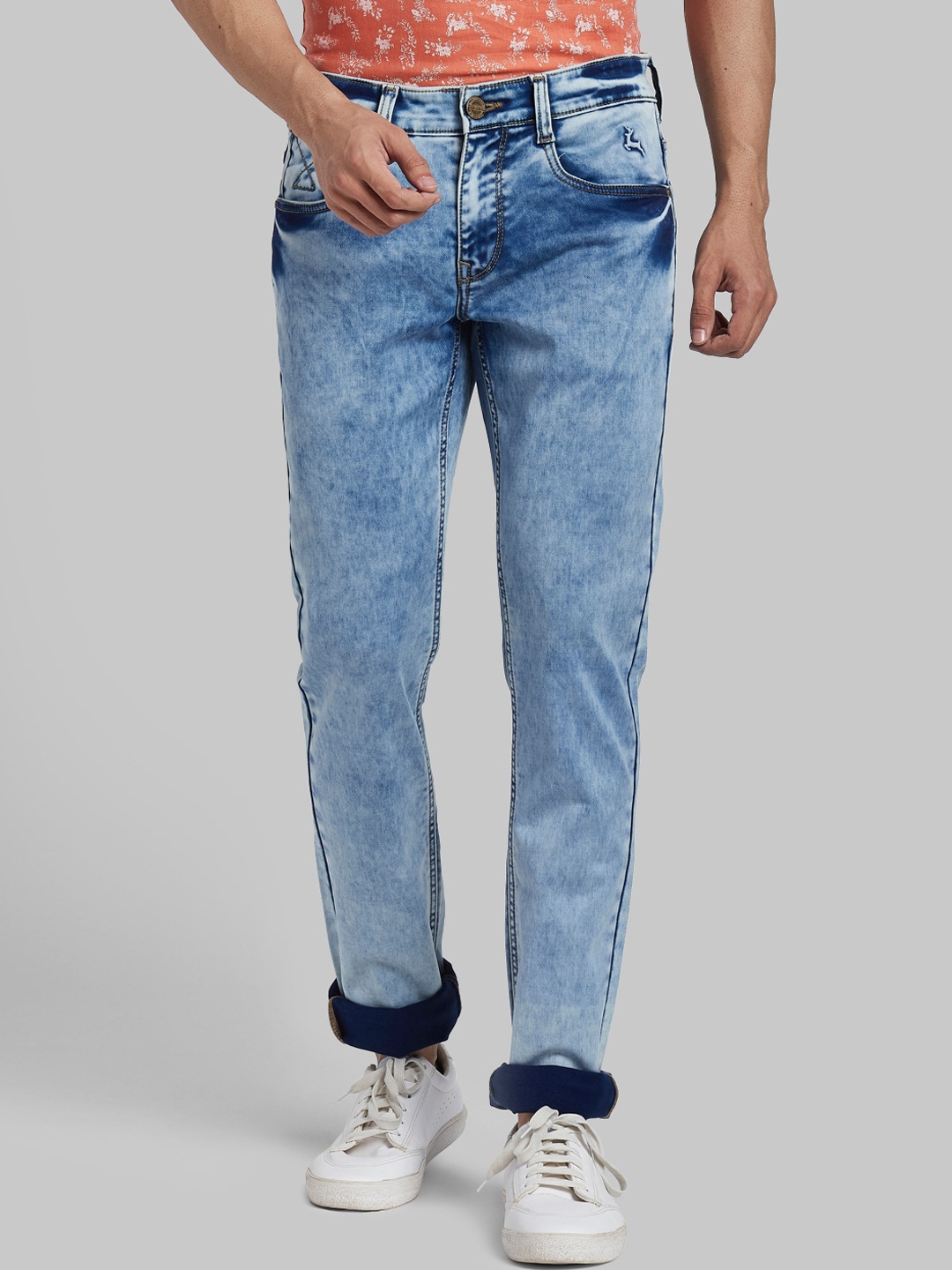 

Parx Men Blue Tapered Fit Heavy Fade Jeans