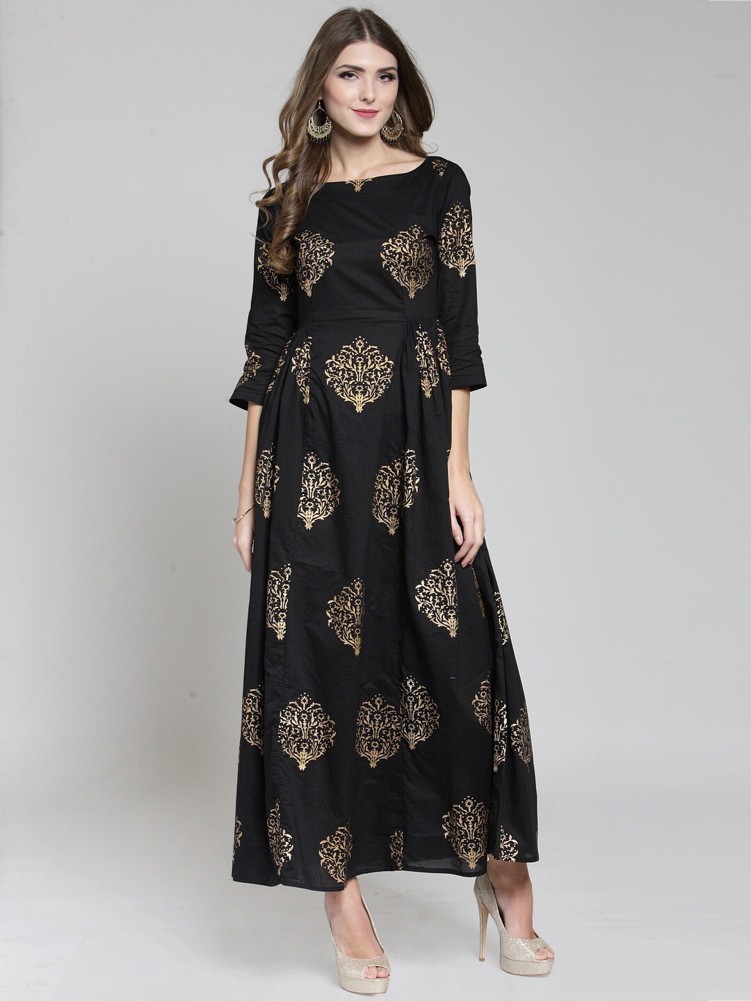 

Sera Black & Gold Coloured Ethnic Motifs Ethnic Maxi Dress