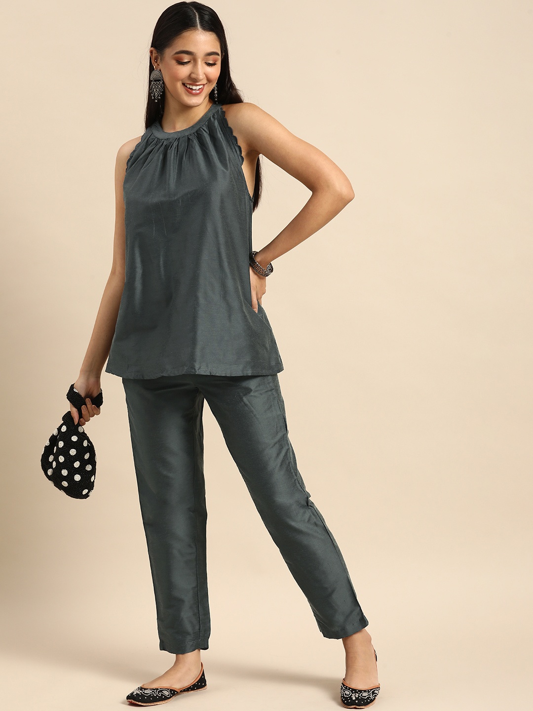 

Anouk Women Charcoal Grey Solid Co-Ord Set