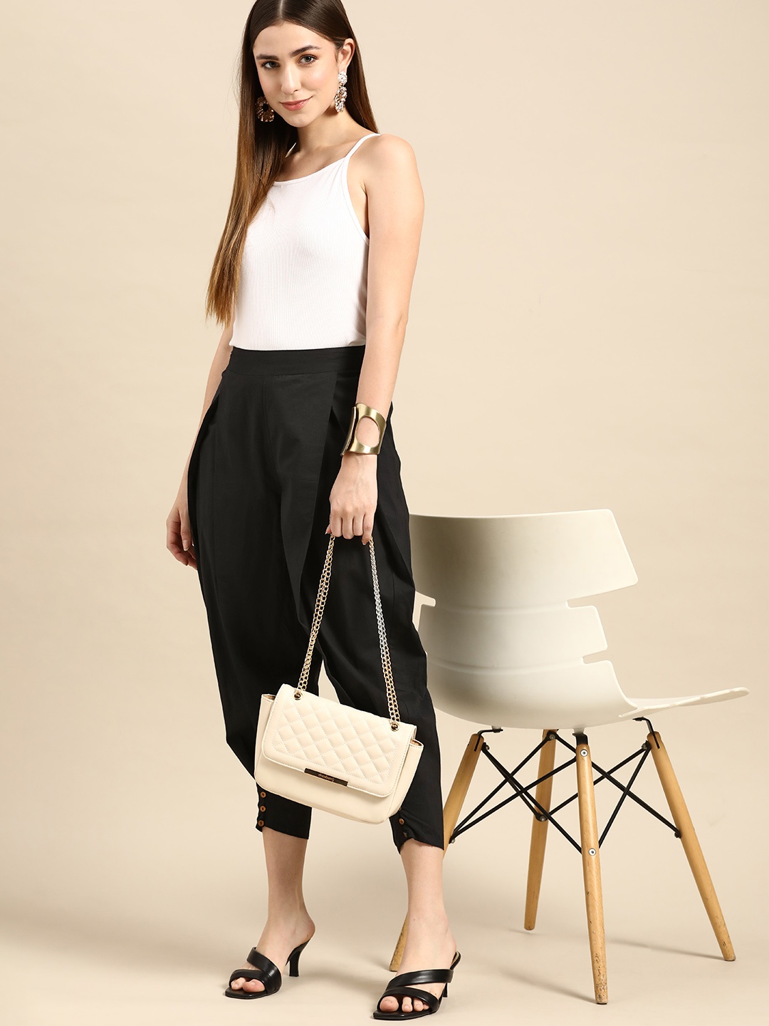 

Anouk Women Black Pure Cotton Solid Cropped Dhoti Pants