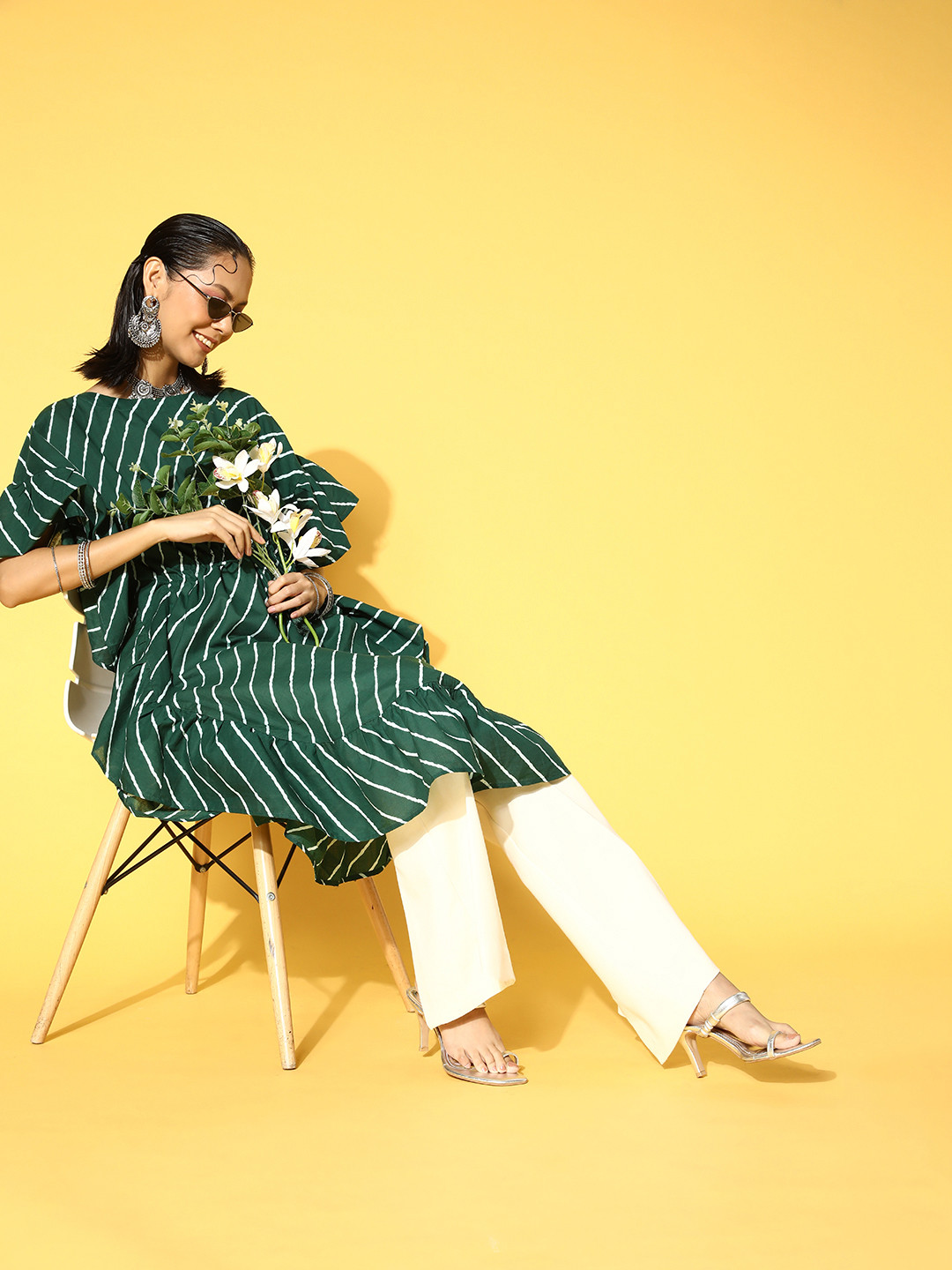 

Anouk Women Green & White Pure Cotton Leheriya Print Flared Sleeves Kaftan Kurta