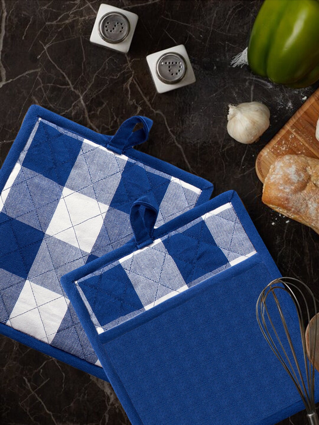 

Lushomes Women Pack Of 2 Blue Checked Cotton Pot Holders