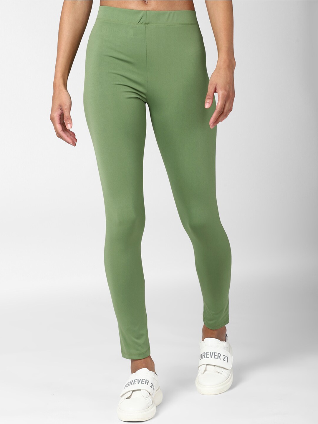 

FOREVER 21 Women Green Solid Ankle-Length Leggings