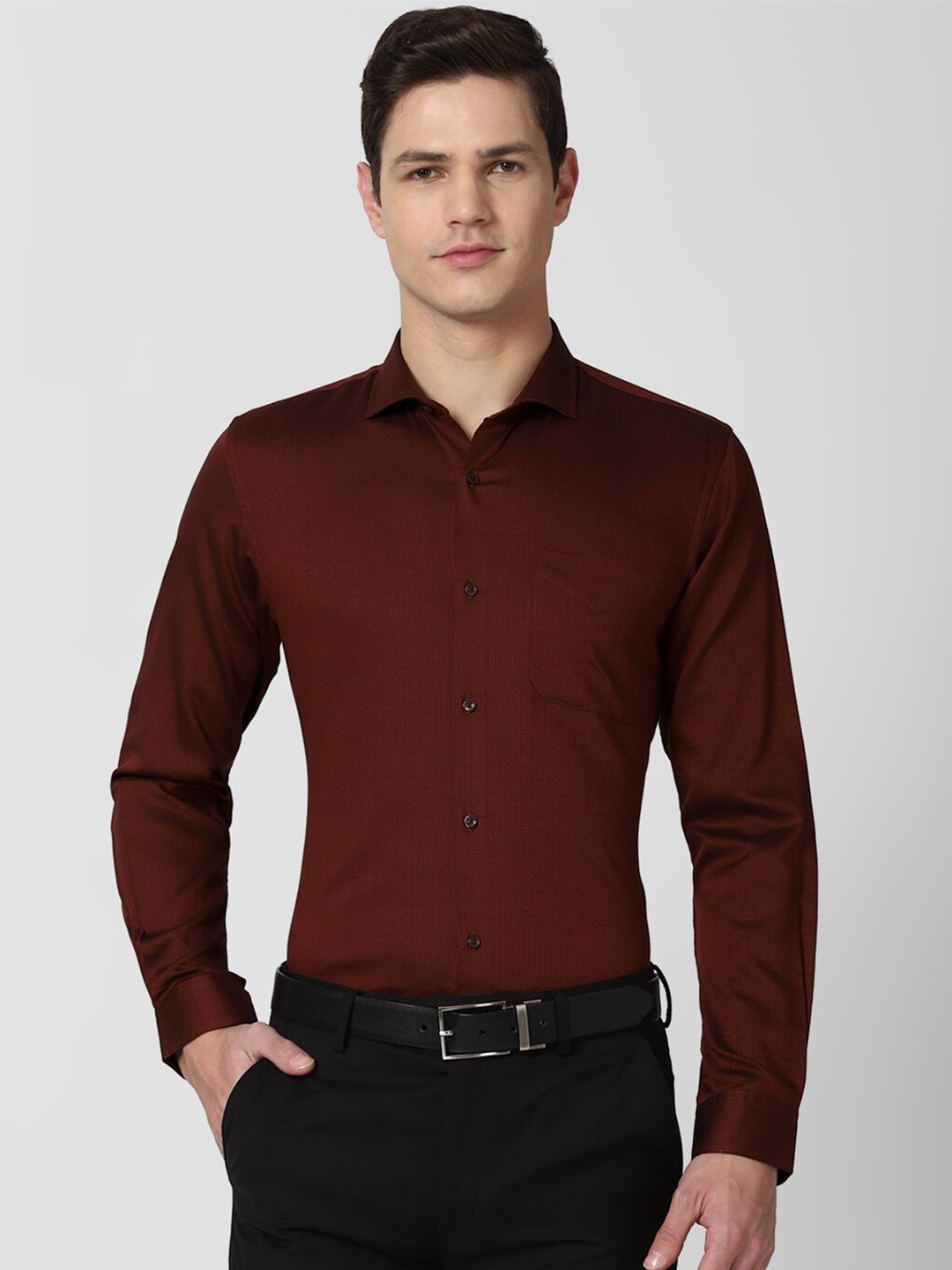 

Peter England Men Maroon Slim Fit Pure Cotton Formal Shirt