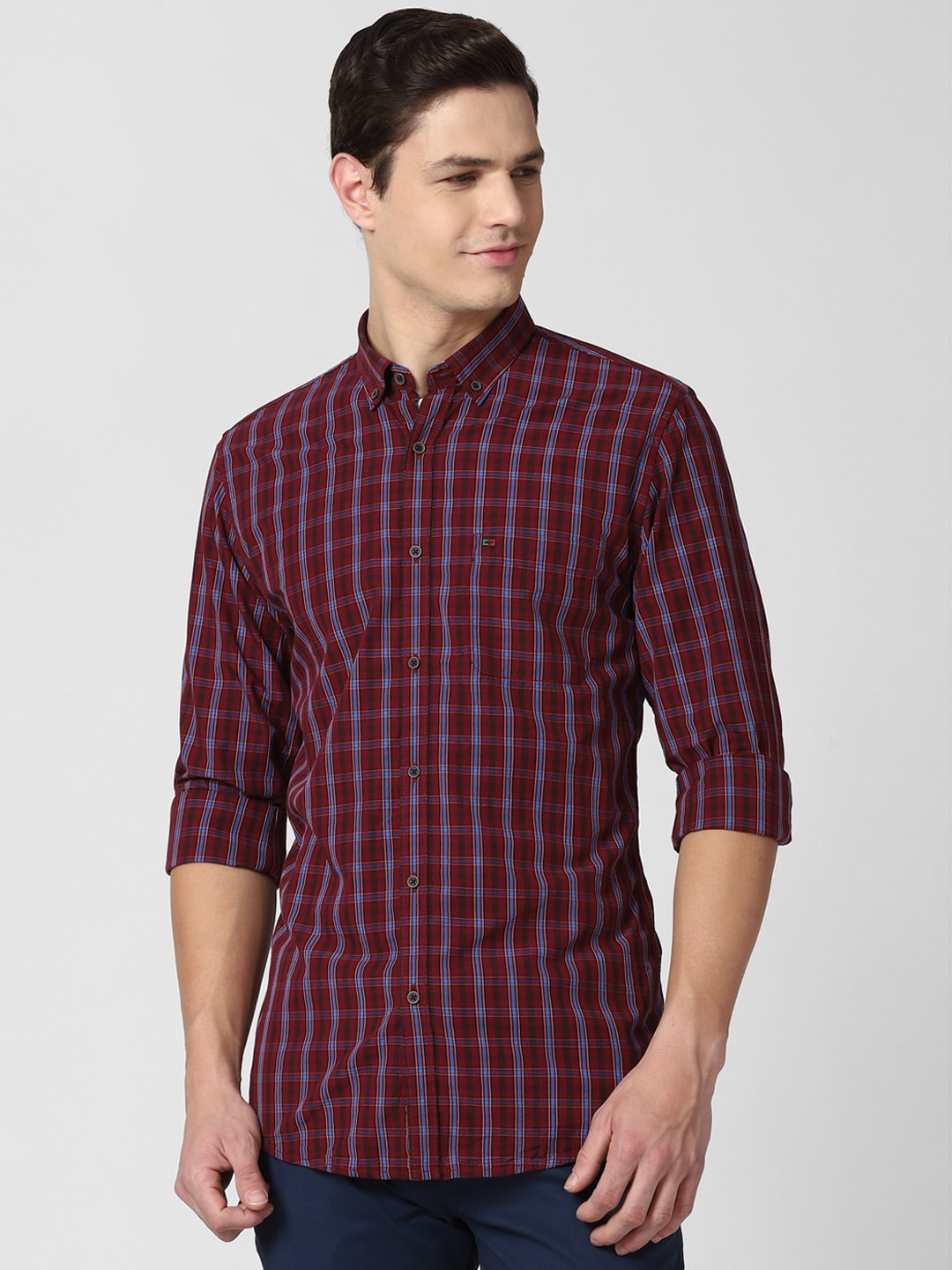 

Peter England Casuals Men Maroon Tartan Checks Printed Slim Fit Casual Shirt