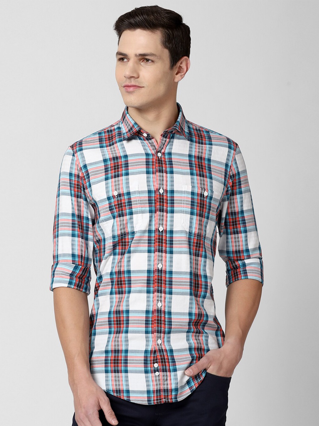 

Peter England Casuals Men White Slim Fit Tartan Checks Checked Casual Shirt
