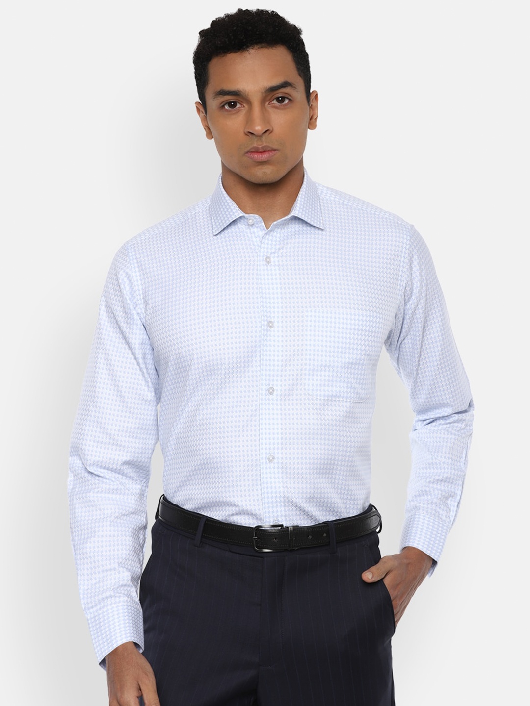 

Van Heusen Men Blue Pure Cotton Regular Fit Formal Shirt