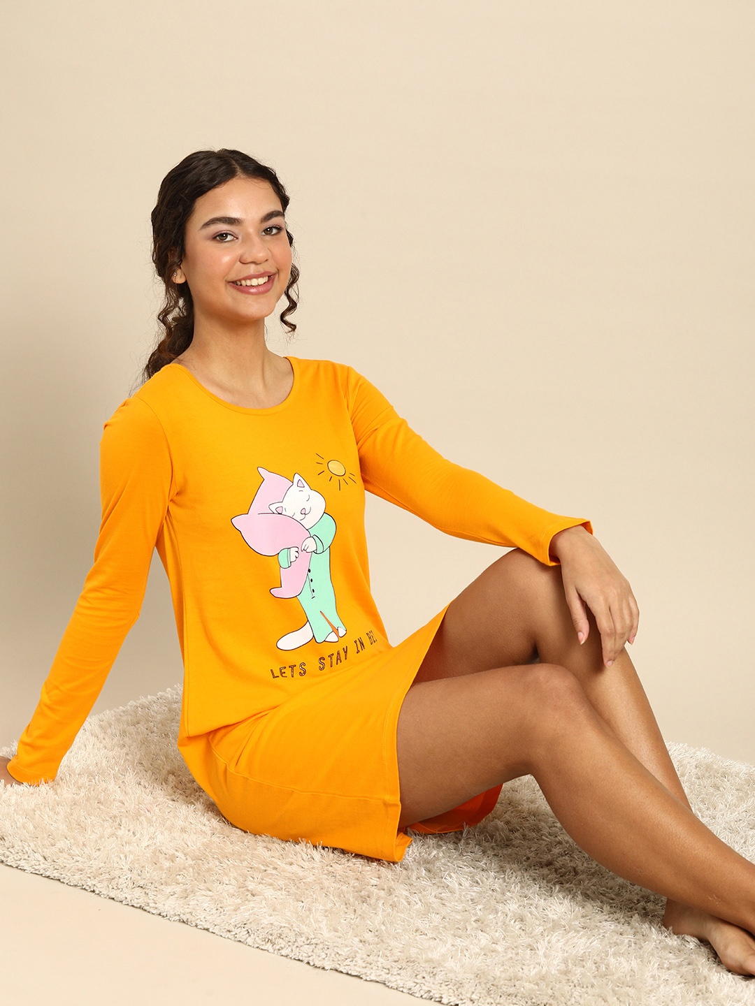 

Dreamz by Pantaloons Women Cotton Yellow Printed T-Shirt Nightdress