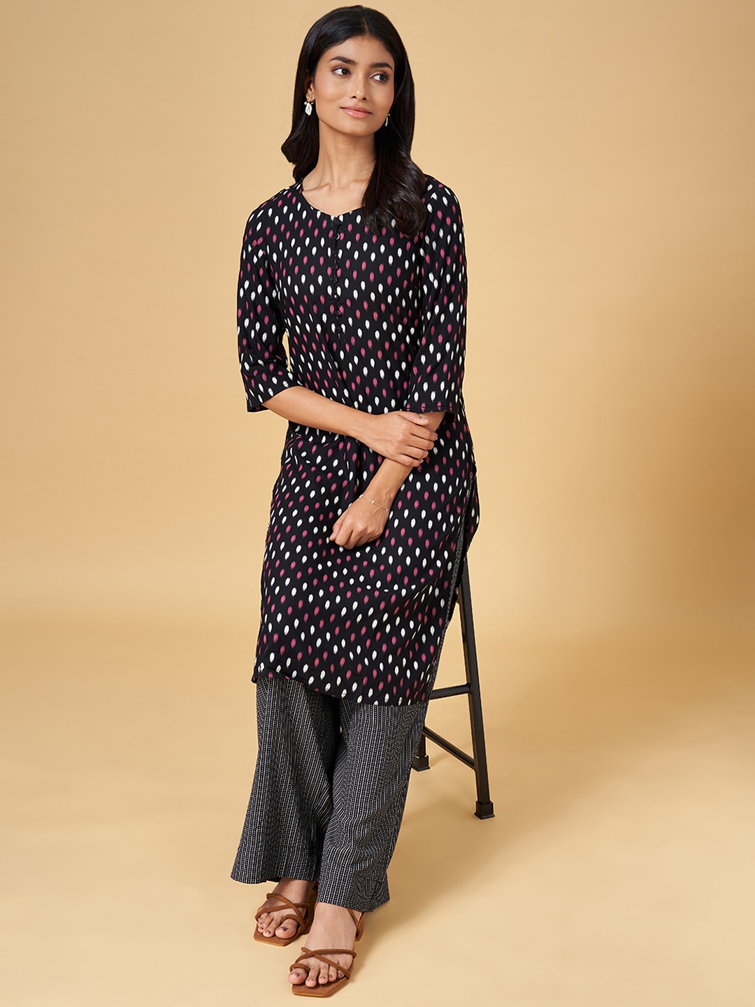 

RANGMANCH BY PANTALOONS Women Black Printed Kurta with Palazzos