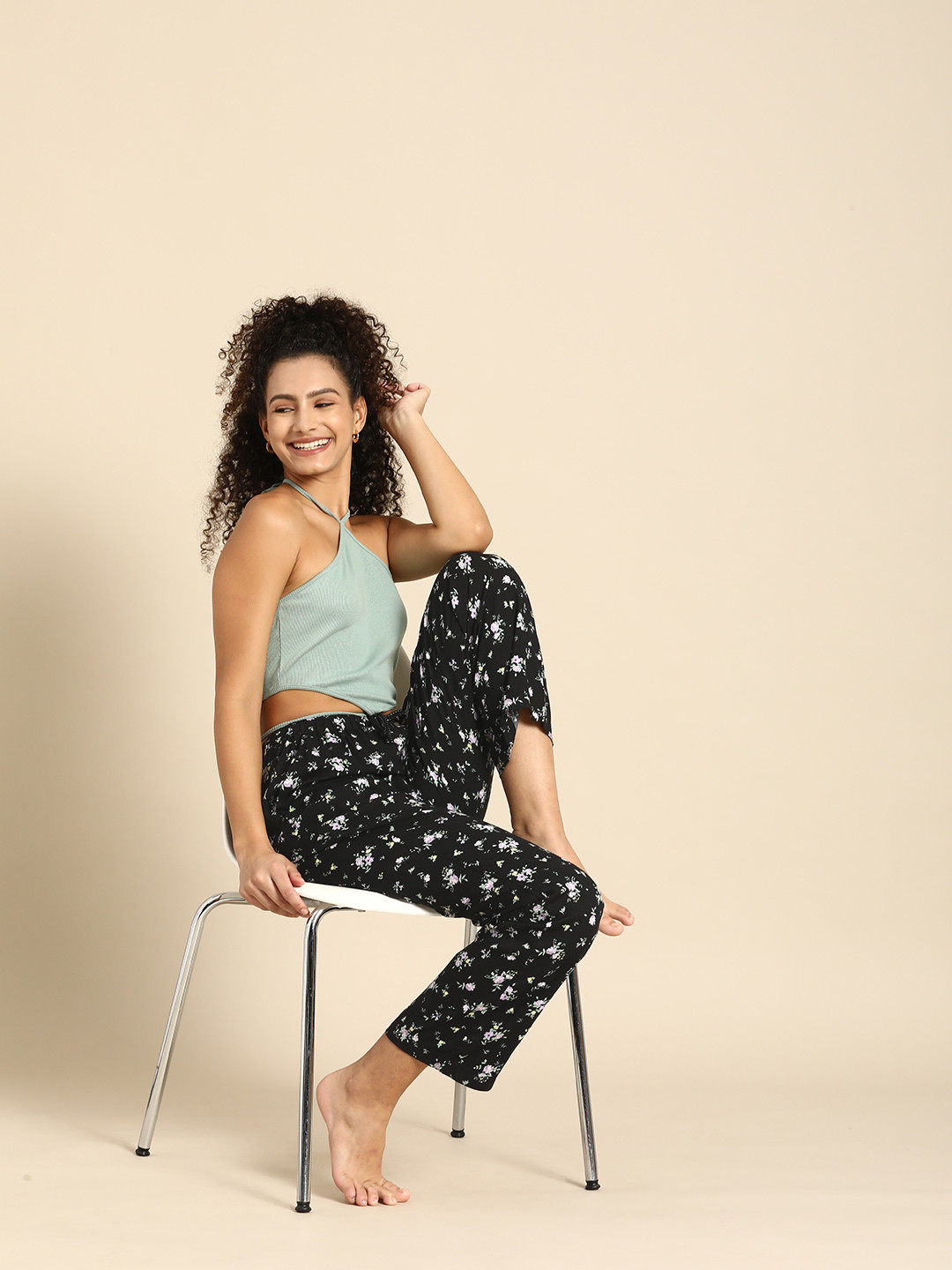 

Dreamz by Pantaloons Women Black Printed Lounge Pants