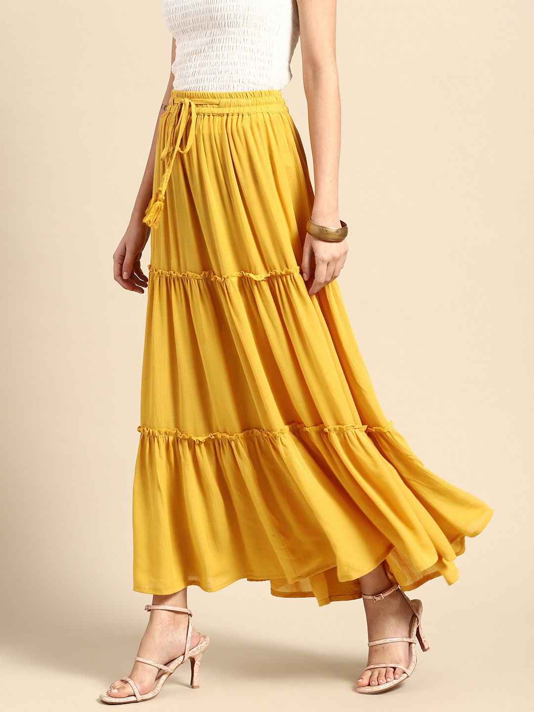 

Anouk Women Mustard Yellow Solid Tiered Flared Maxi Skirt