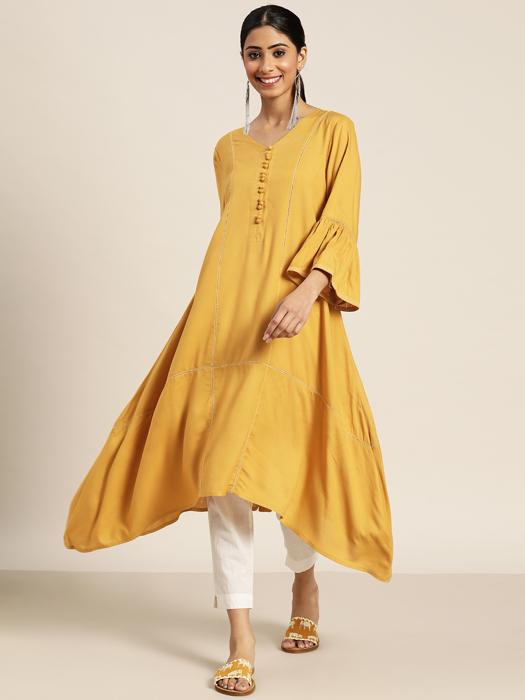 

Sangria Women Mustard Yellow Bell Sleeves Asymmetric Hem Kurta