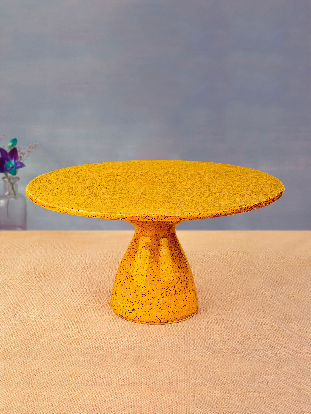 

StyleMyWay Mustard Yellow Solid Ceramic Cake Stand