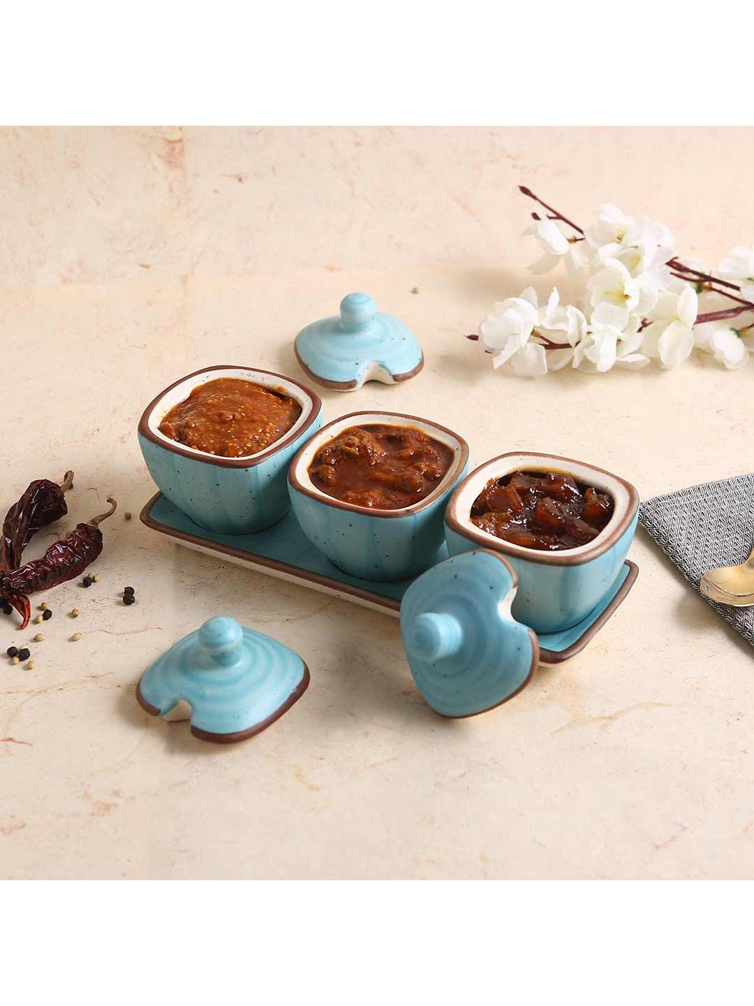 

Wonderchef Set Of 3 Blue Teramo Pickle Set with Lid & Tray