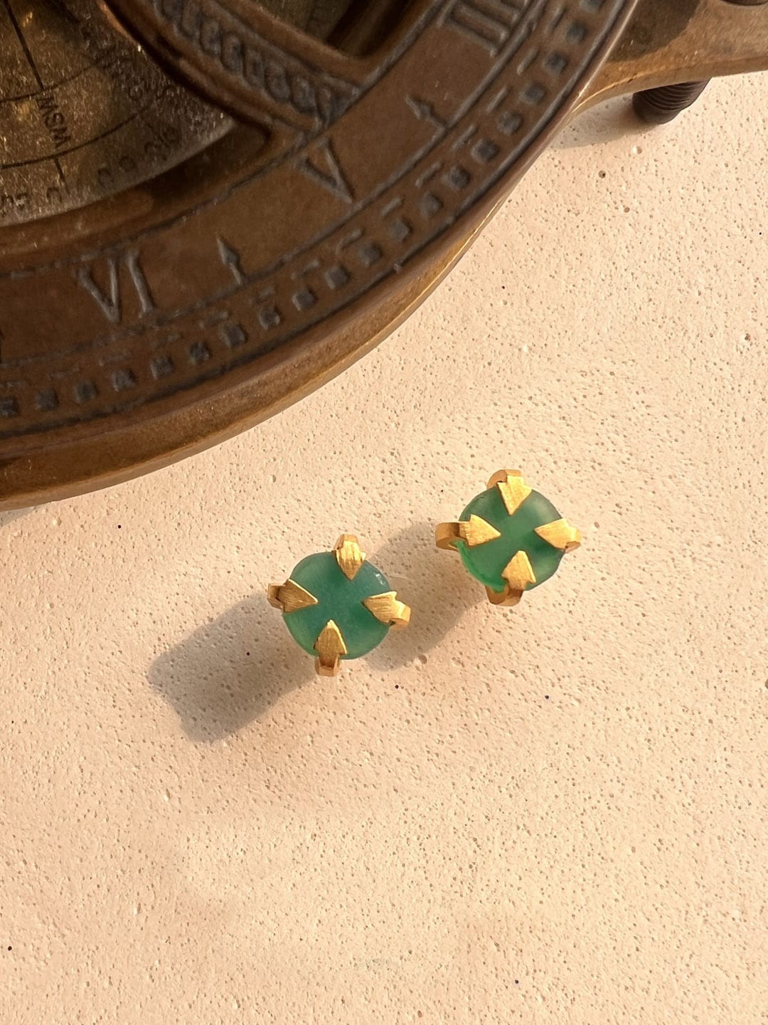 

Amaltaas Green & Gold-Toned Classic Studs Earrings