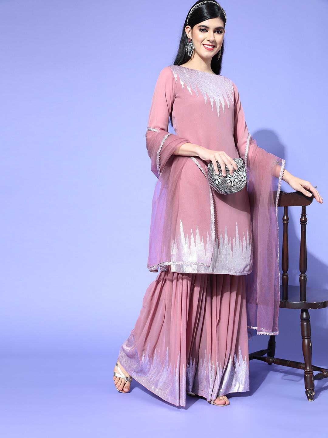 

Inddus Solid Poly-Georgette Scalloped Edge Kurta Set, Pink