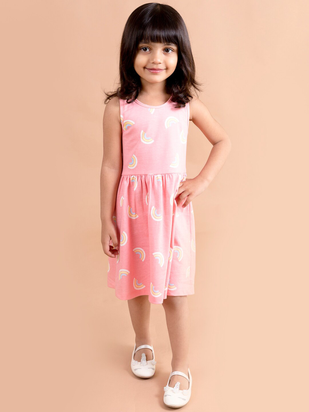 

pspeaches Pink & White Rainbow Printed Dress