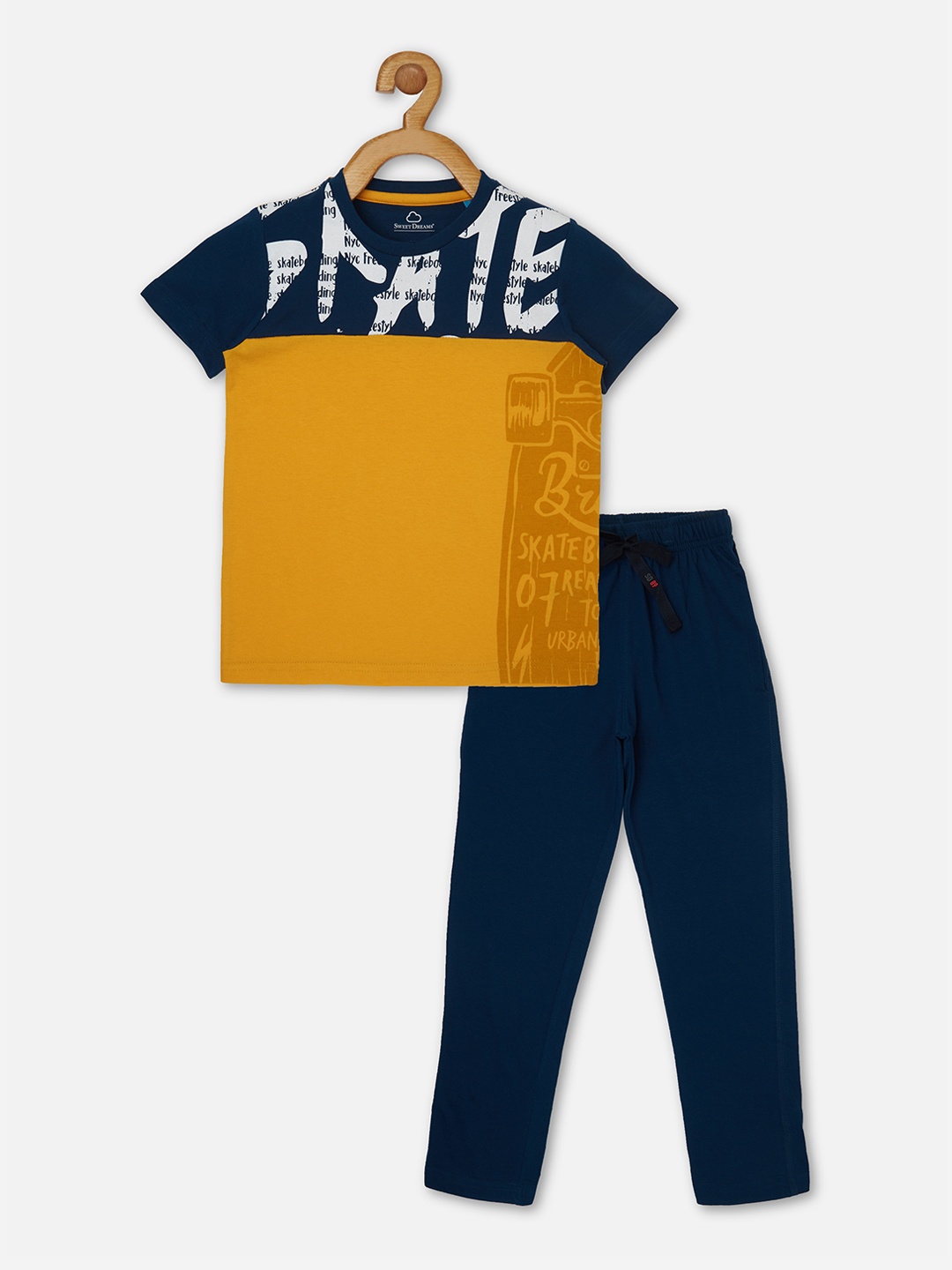 

Sweet Dreams Boys Yellow & Navy Blue Printed Night suit