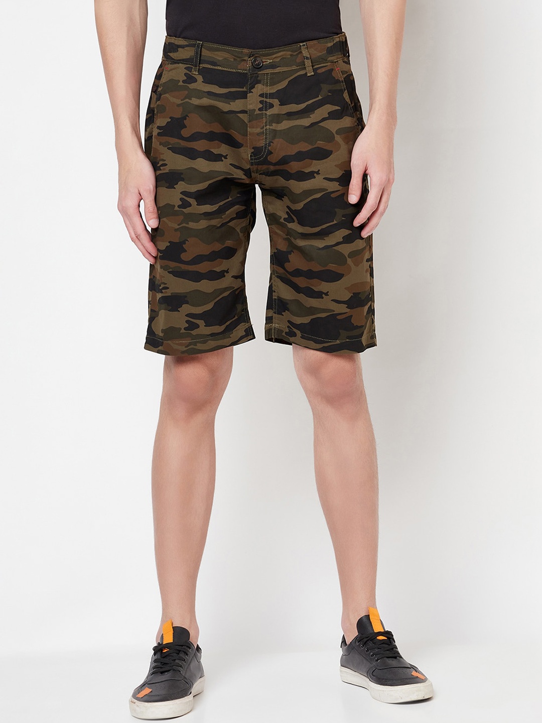 

Crimsoune Club Men Olive Green Camouflage Printed Shorts