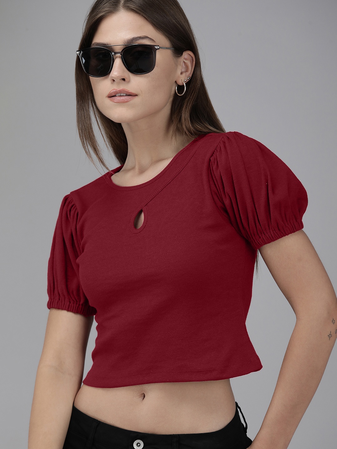 

The Roadster Lifestyle Co Women Maroon Striped Crop Top