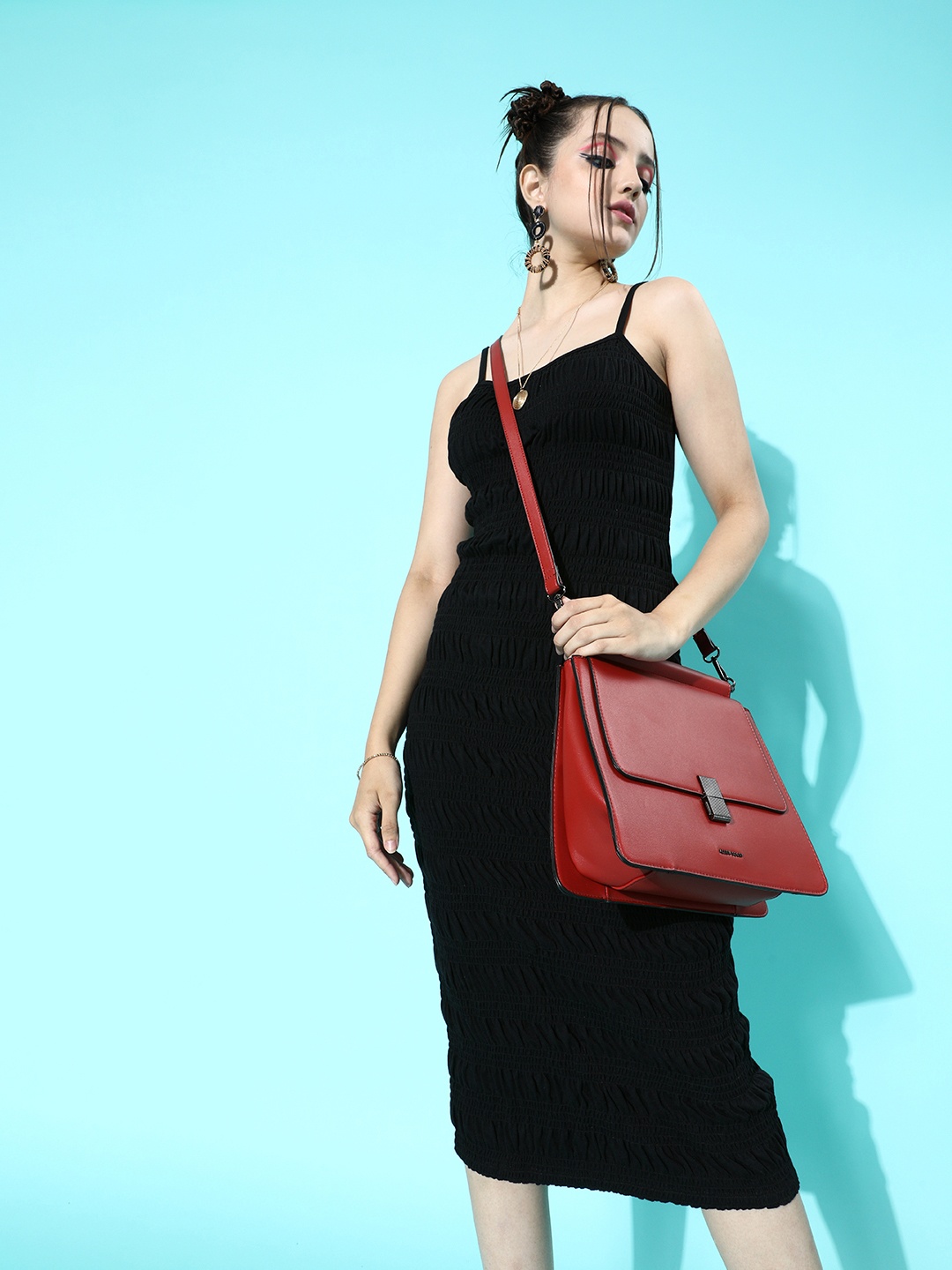 

Roadster Women Classic Black Solid Spaghetti Straps Dress
