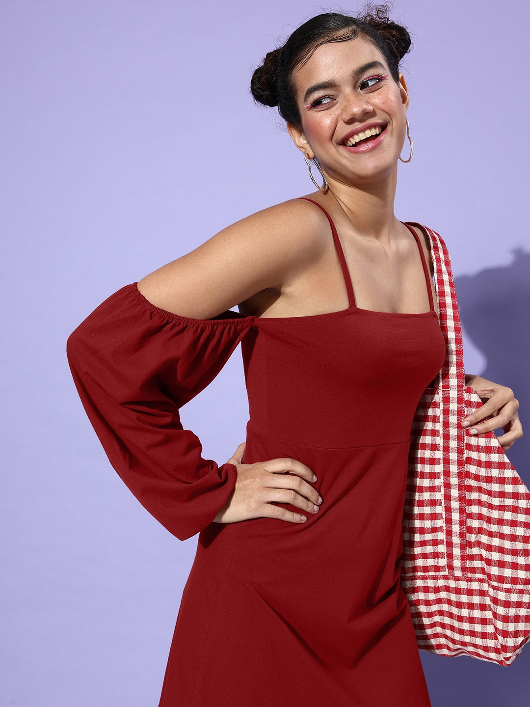 

The Roadster Lifestyle Co Women Maroon Solid Cold-Shoulder Fit And Flare Dress