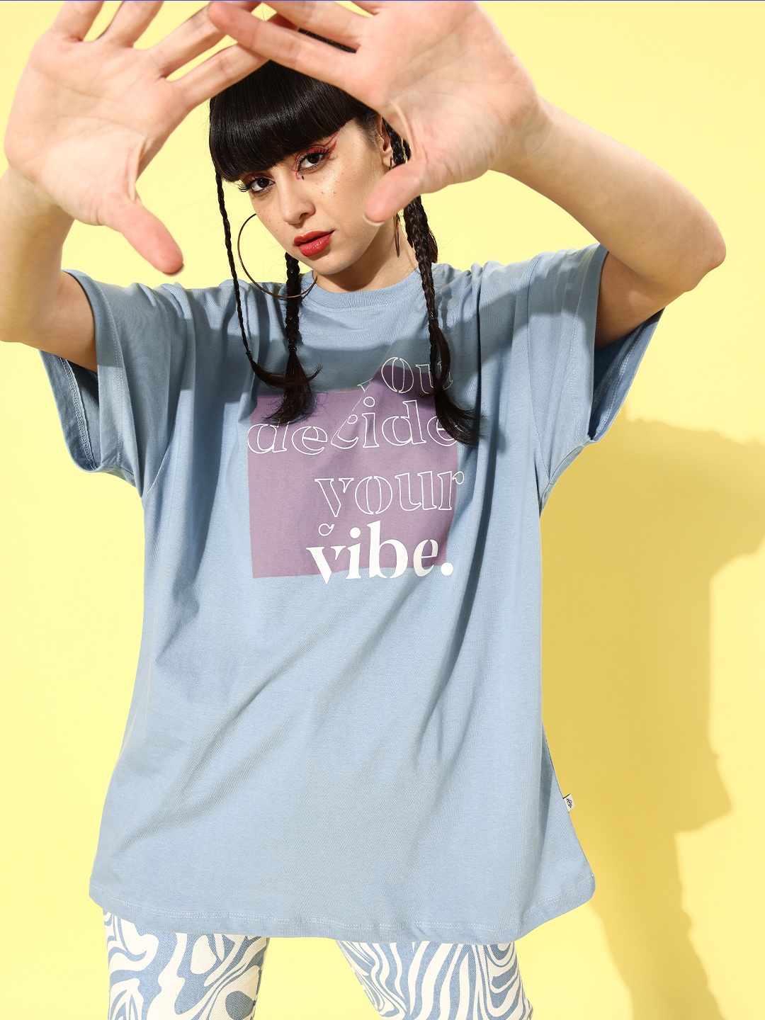 

Roadster Women Blue & White Typography Printed Drop-Shoulder Sleeves T-shirt