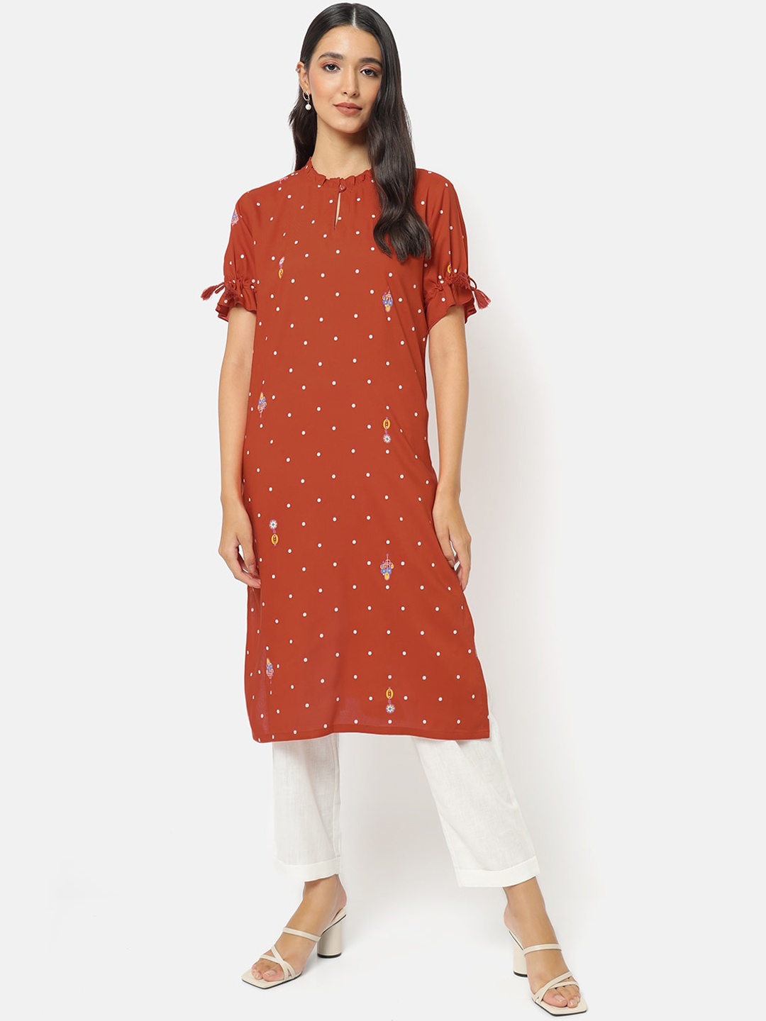 

Saaki Women Orange Printed Keyhole Neck Straight Kurta