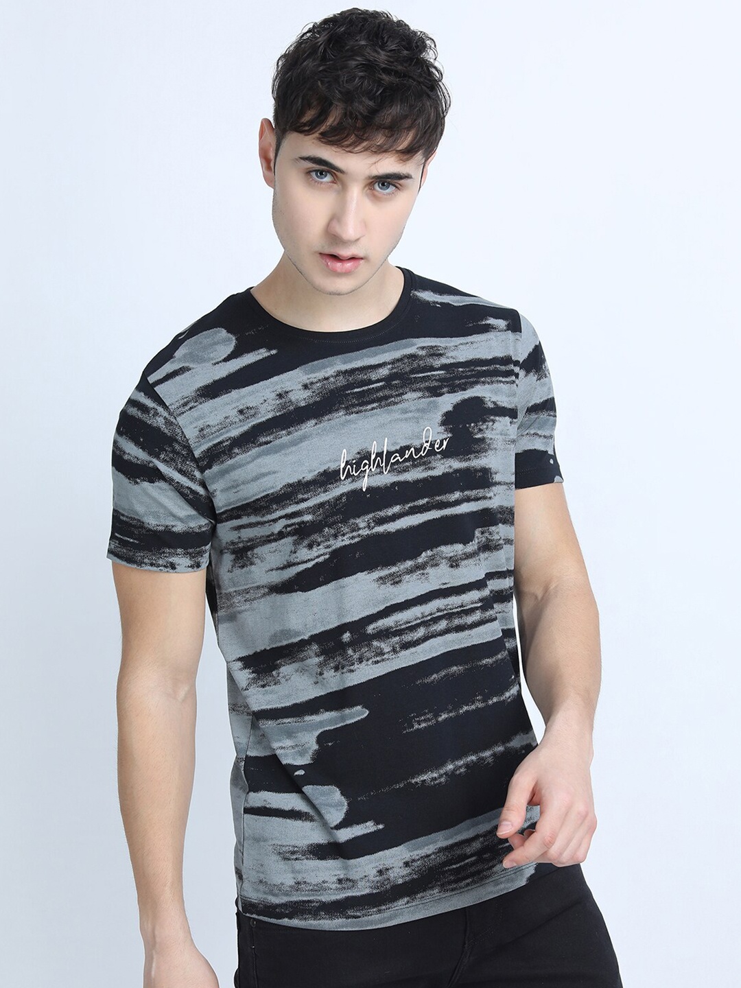 

HIGHLANDER Men Black & Grey Printed Slim Fit Cotton T-shirt