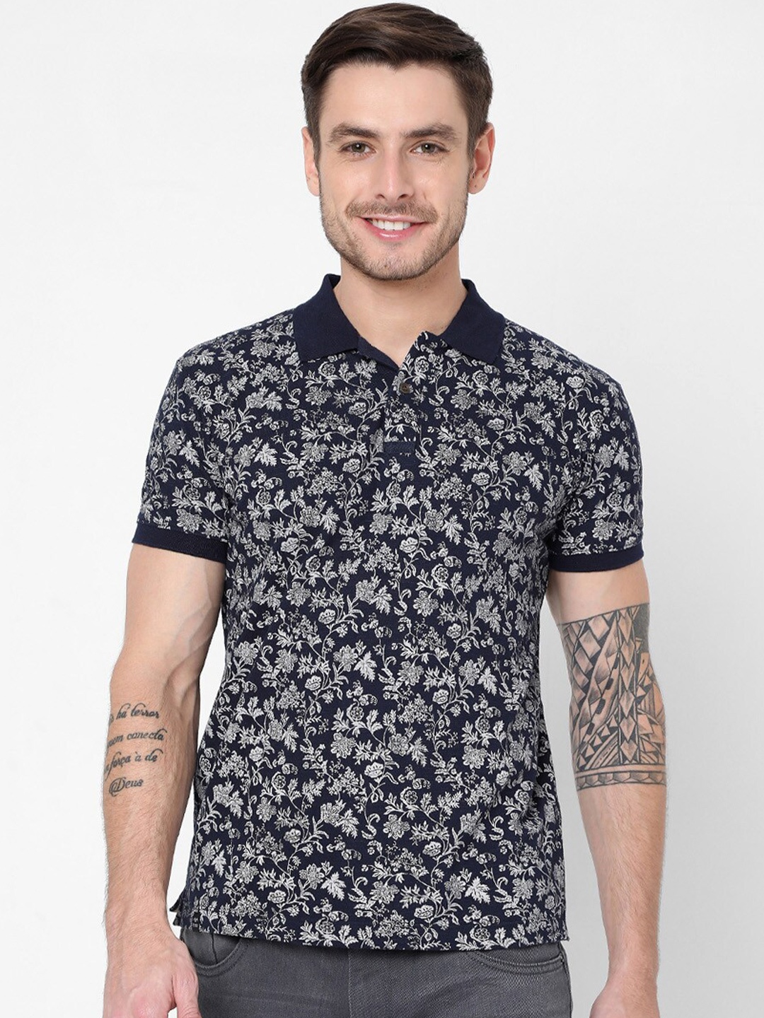 

Mufti Men Navy Blue Typography Printed Polo Collar Pockets Slim Fit T-shirt