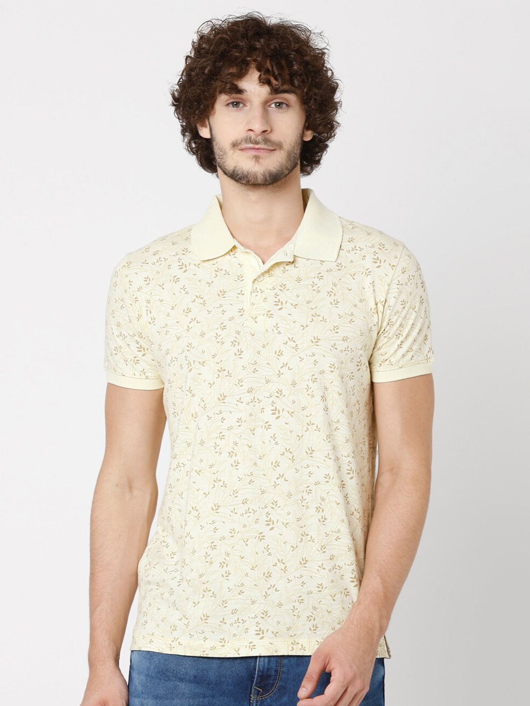 

Mufti Men Yellow Polo Collar Pockets Slim Fit T-shirt