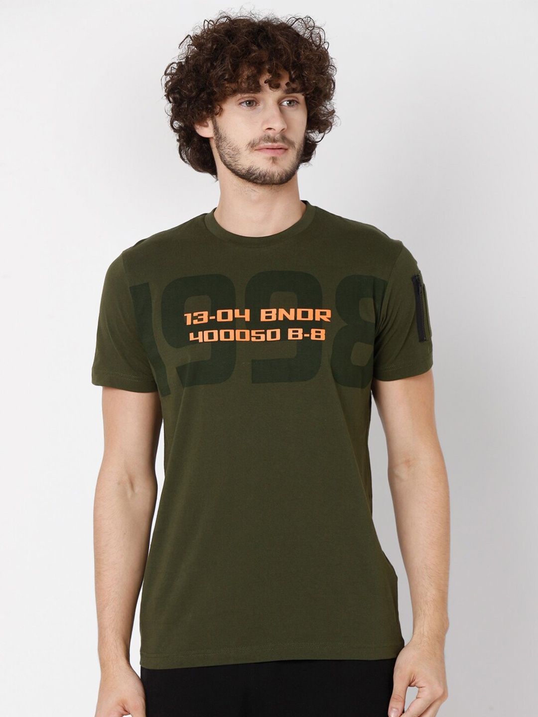 

Mufti Men Olive Green & Orange Printed Slim Fit Cotton T-shirt
