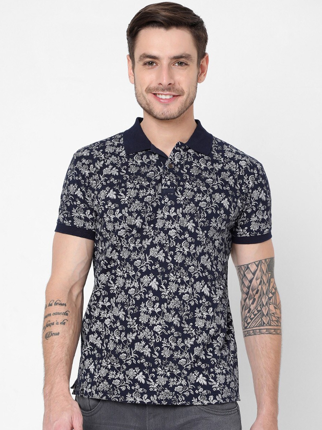 

Mufti Men Navy Blue Printed Polo Collar Slim Fit Pure Cotton T-shirt